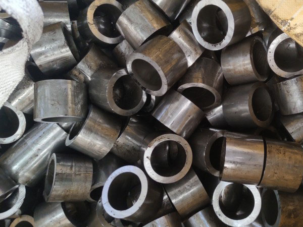 福绵无缝钢管切割